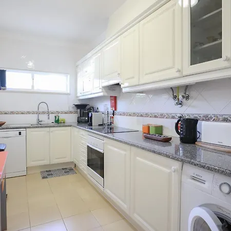 Jardins Do Castelo - Piscina E Tranquilidade - By Bedzy Appartamento Albufeira