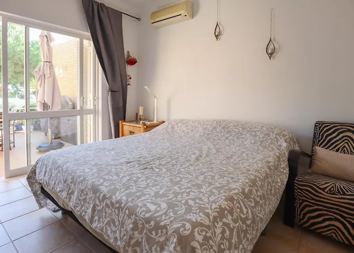 Jardins Do Castelo - Piscina E Tranquilidade - By Bedzy *